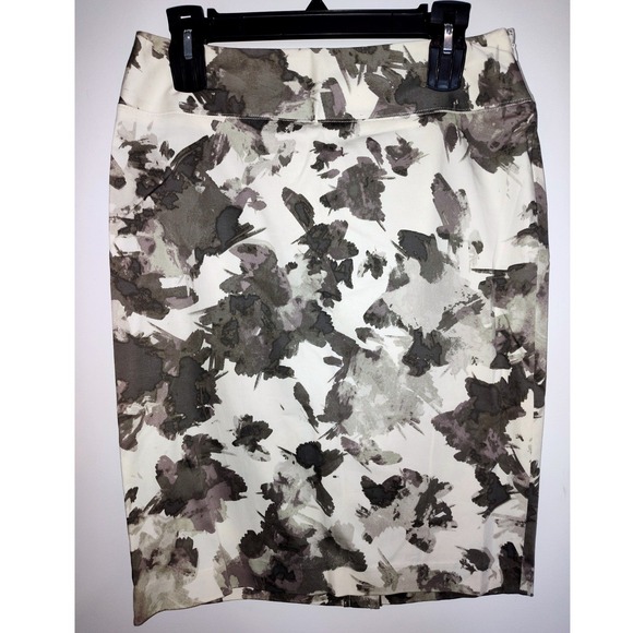 Alfani Dresses & Skirts - Alfani Womens Grey White Abstract Floral Pencil Skirt Cotton Stretch Size 6 NEW